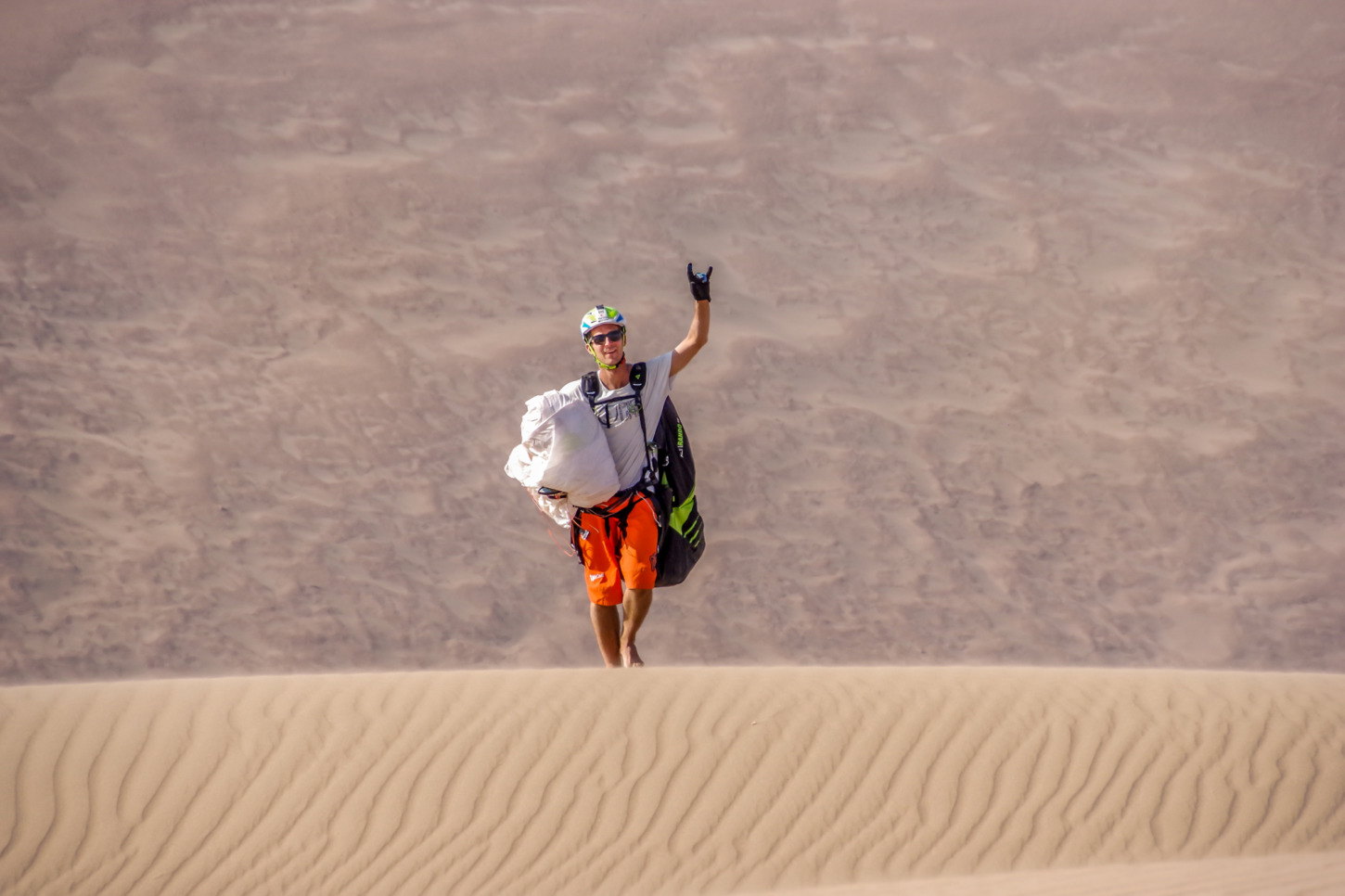 Glide Paragliding Instructor François Ragolski walk in the sand