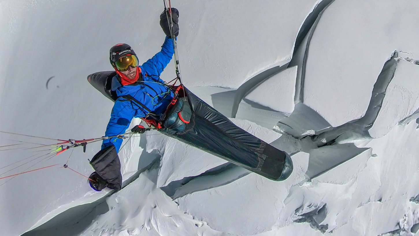 Glide Paragliding above glacier crevases Altitude record Ragolski